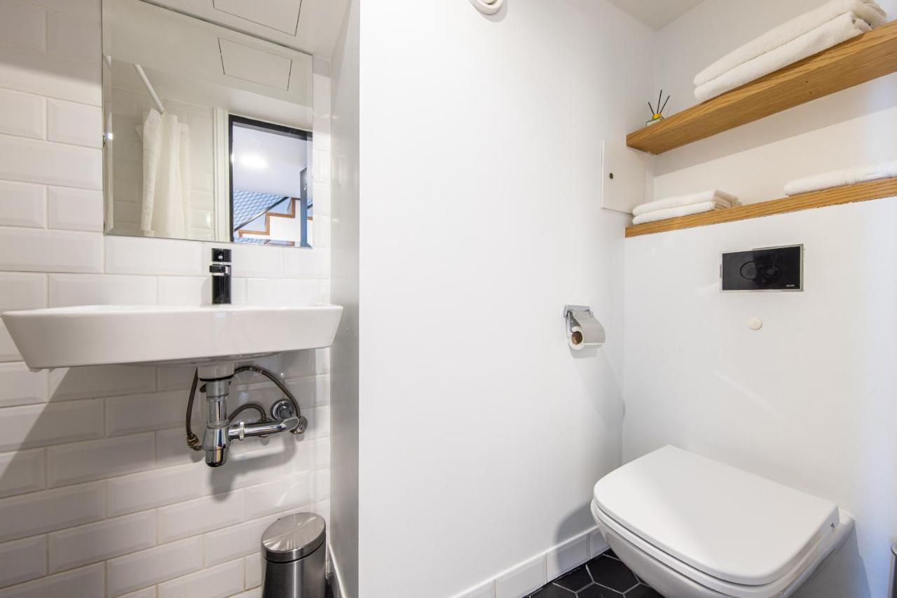 Urban Two-Level Apartments 13 タリン エクステリア 写真