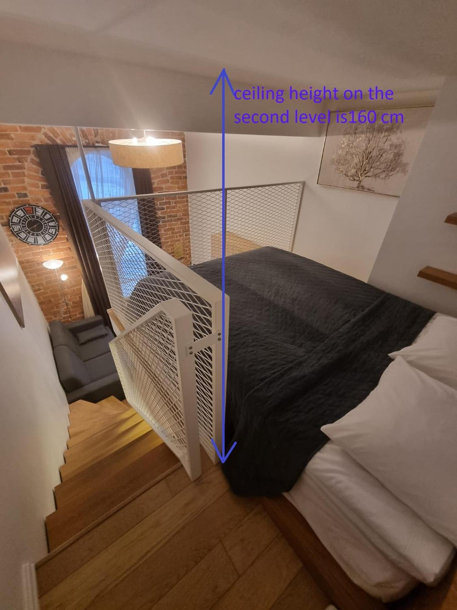 Urban Two-Level Apartments 13 タリン エクステリア 写真
